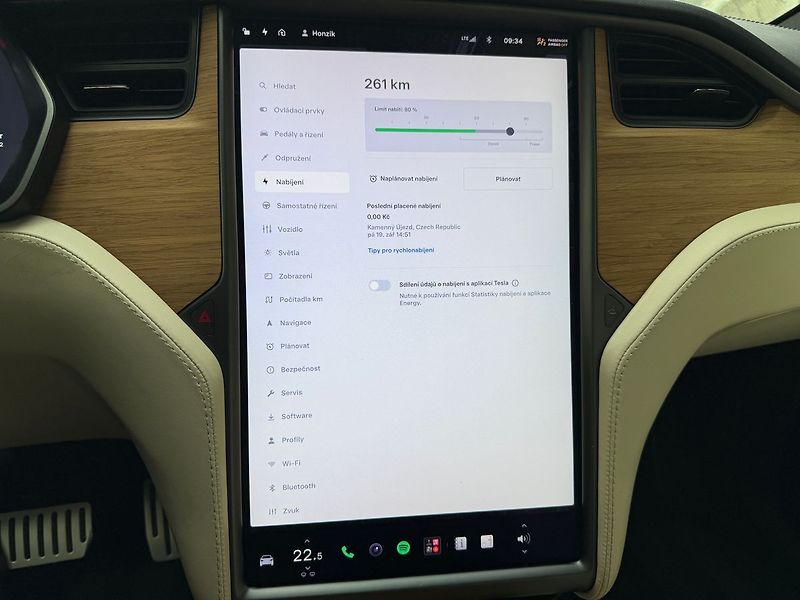 Tesla Model X Performance Ludicrous Mode - fotka 20 z 42