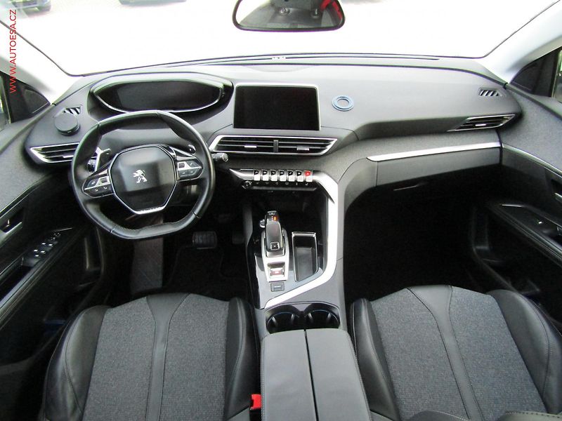 Peugeot 5008 (2017) 1.2 PT 7míst, ČR, Allure, AT - fotka 8 z 20