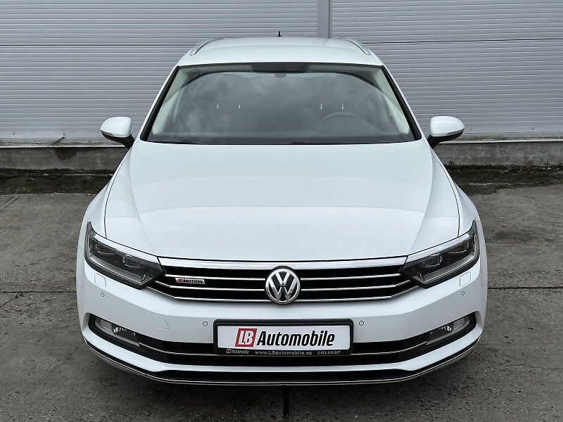Volkswagen Passat 2.0TDi 4x4 DSG 190PS Kůže ACC - fotka 2 z 40