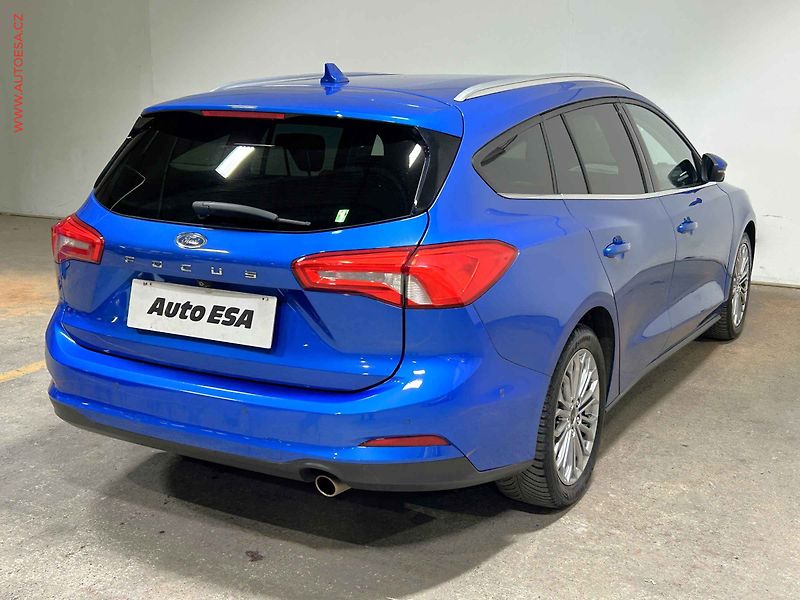 Ford Focus (2019) 1.0 EB, Titanium, AT, LED - fotka 4 z 17