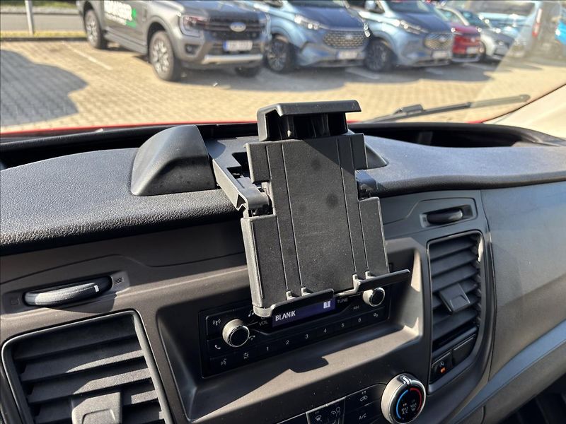 Ford Transit 2,0 Mhev 96kW L3 Kombi Van - fotka 34 z 37