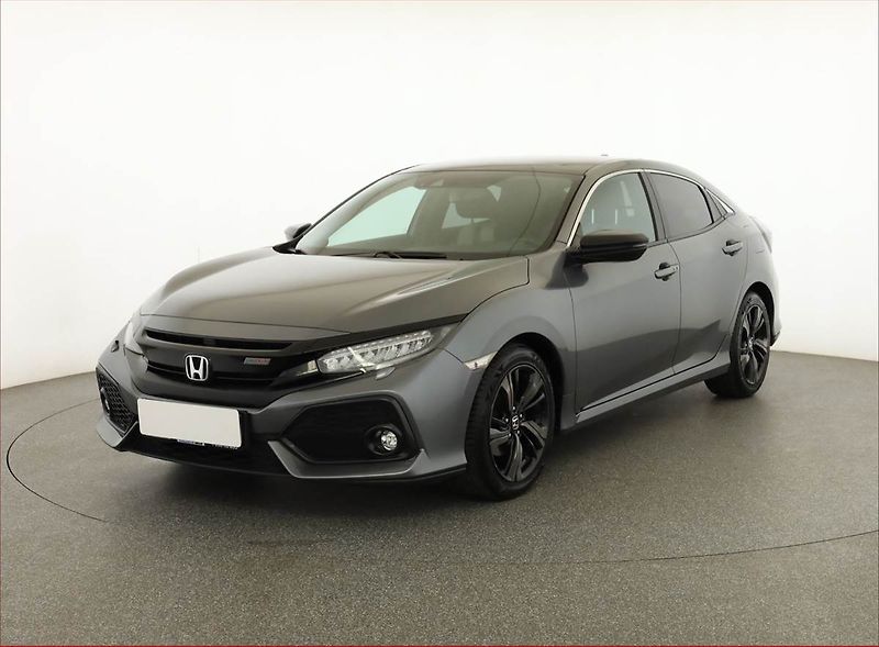 Honda Civic (2020) 1.0 VTEC Turbo, Automat - fotka 2 z 19