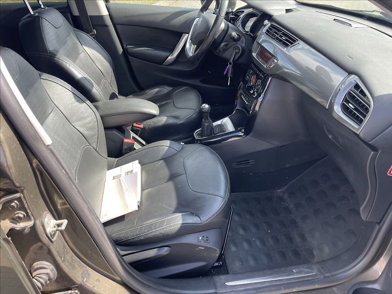 Citroën C3 1,6 HDi 68kw Exclusive 2maj. - fotka 13 z 38