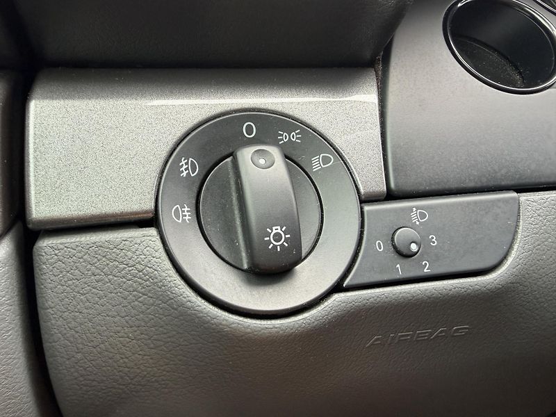 Seat Exeo 2.0 TDI KLIMA ROZVODY 2X KOLA - fotka 14 z 31