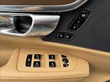 Volvo S90 2,0 D5 AWD INSCRIPTION DPH ČR - náhled 24