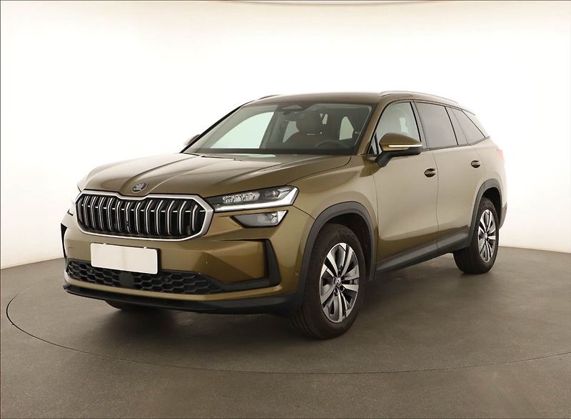 Škoda Kodiaq (2025) 2.0 TDI, EXCLUSIVE SELECTION - fotka 2 z 20