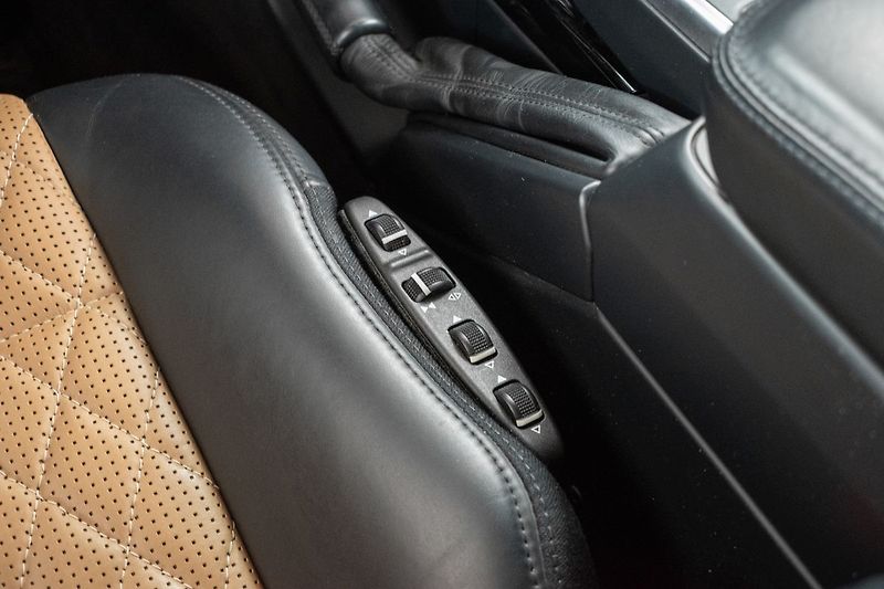 Mercedes-Benz Třídy G 63 AMG DESIGNO*TAŽNÉ*DPH* - fotka 17 z 43