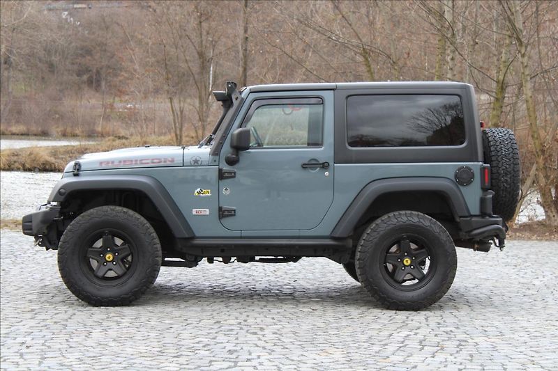 Jeep Wrangler 2.8 CRD/10th-Anniversary/CZ - fotka 12 z 49