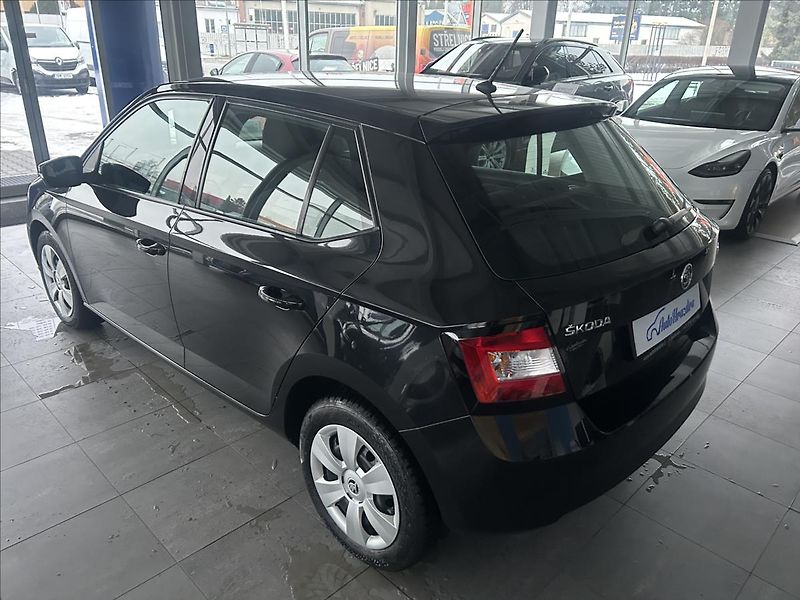 Škoda Fabia 1,0   TSI 70kW - fotka 4 z 20