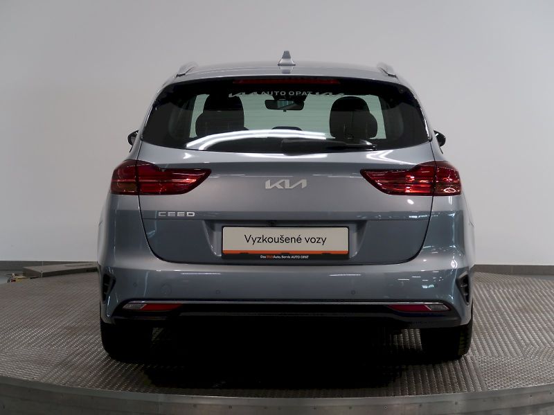 Kia Ceed (2024) FRESH 1.5T-GDI 118kW ZÁRUKA - fotka 9 z 33