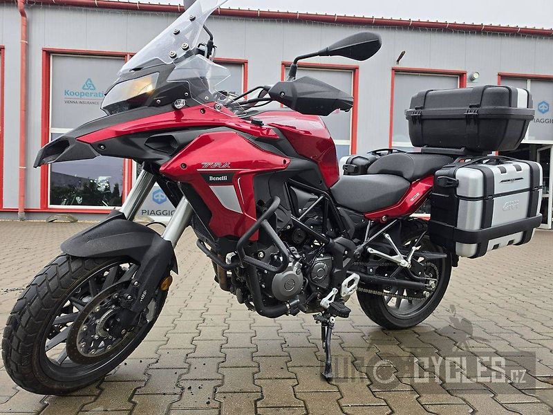 Benelli TRK 502 Traveler (2018) A2 - fotka 9 z 12