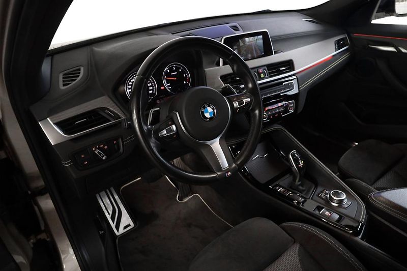 BMW X2 xDrive 20d - fotka 23 z 24