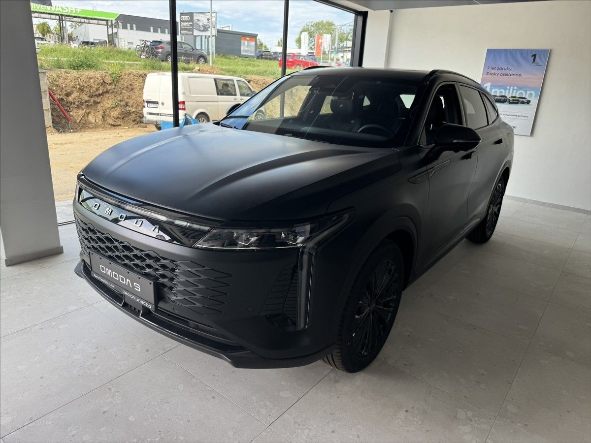 Omoda 9 1,5 SHS PREMIUM Black Knight