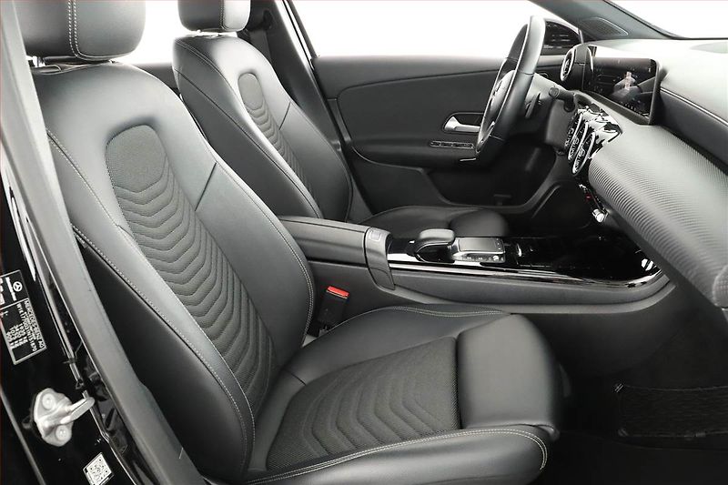 Mercedes-Benz Třídy A (2020) A 180 d - fotka 7 z 21