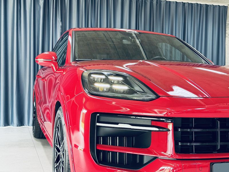 Porsche Cayenne (2024) S V8 SPORTDESIGN BURM MAX.VYB - fotka 8 z 38