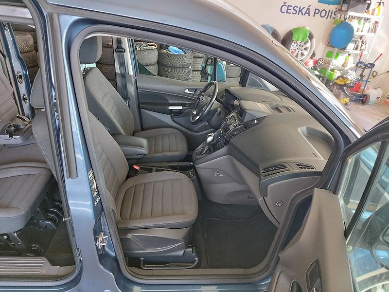 Ford Tourneo Connect (2019) TDCI,88KW,AUTOMAT,PANOR,LONG - fotka 13 z 30