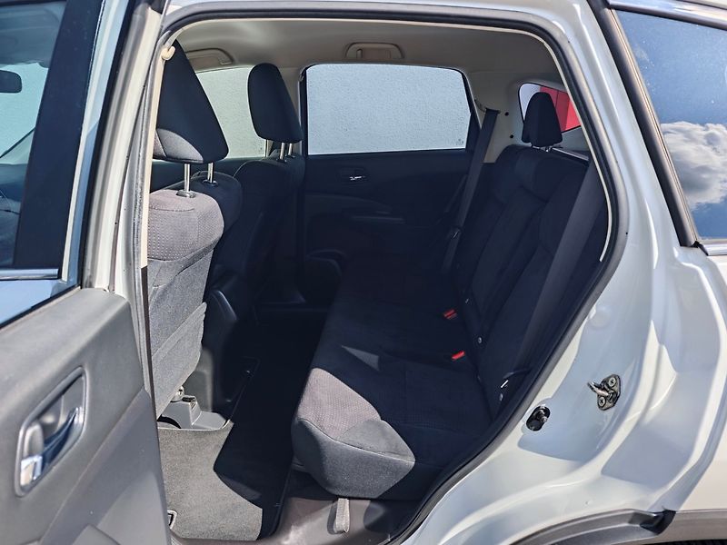Honda CR-V (2013) 2.0 i-VTEC Comfort 2WD - fotka 13 z 38