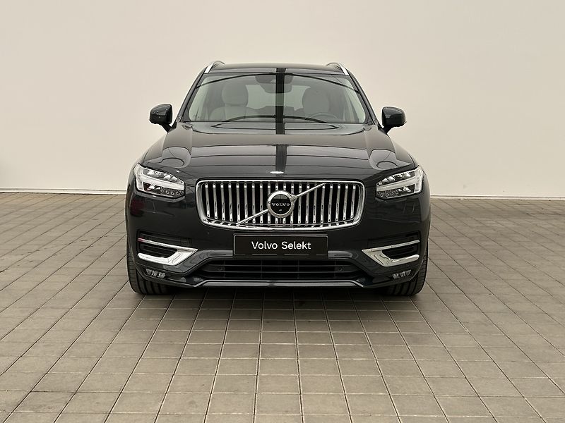 Volvo XC90 2.0 B5 4x4 Inscription - fotka 9 z 36