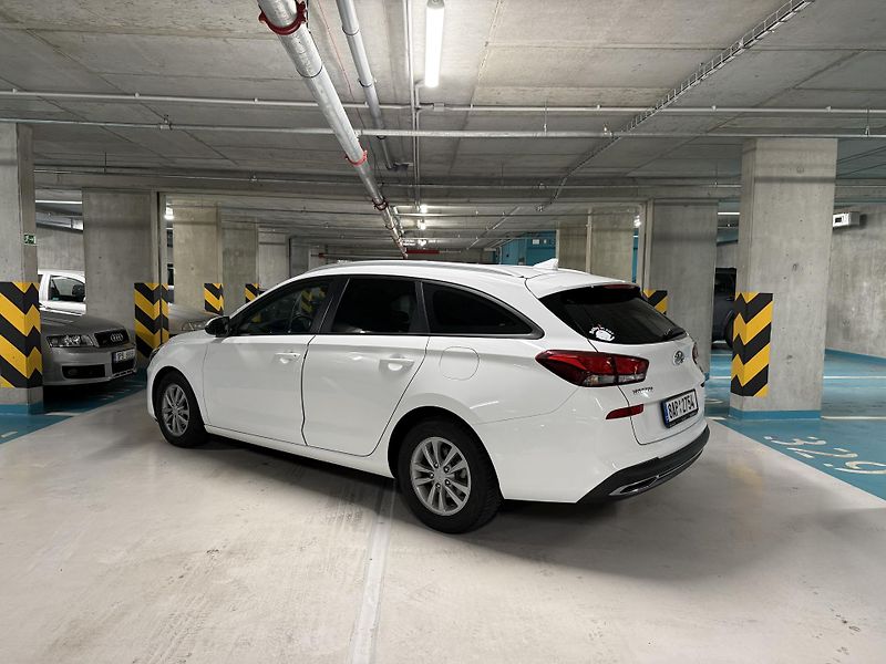 Hyundai i30 (2021) 1.0 T-GDI Comfort automat - fotka 3 z 20