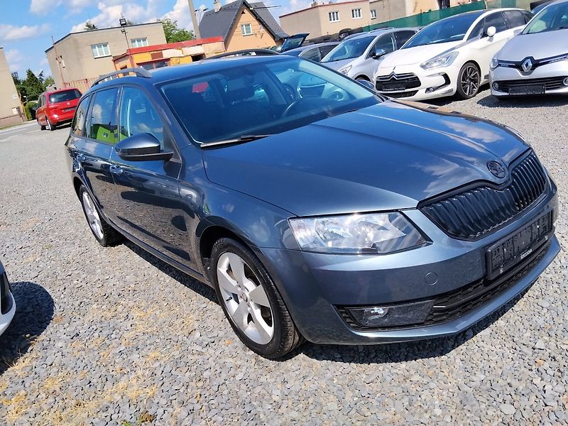 Škoda Octavia (2017) - fotka 29 z 35