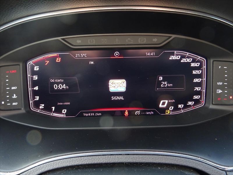 Seat Arona 1,0 TSi 85 kW FR Business - fotka 25 z 31