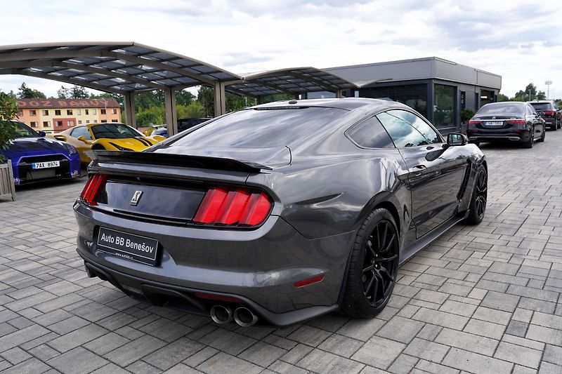 Ford Mustang (2018) Shelby GT350 5.2 Recaro,533 PS - fotka 6 z 40