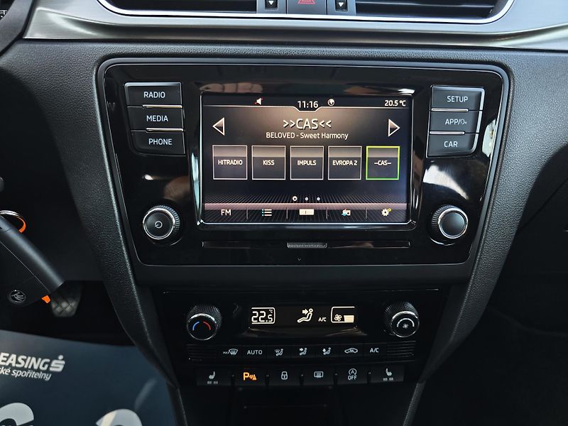 Škoda Rapid TSI 81KW XENON DIGI KLIMA 1Maj - fotka 23 z 24