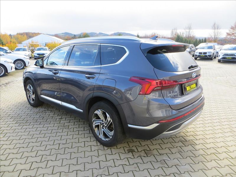 Hyundai Santa Fe 2,2 CRDi Smart 4x4 DCT 142kW - fotka 5 z 28