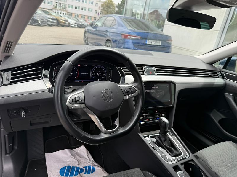 Volkswagen Passat 2.0 TDI 110kw DSG Variant - fotka 10 z 24