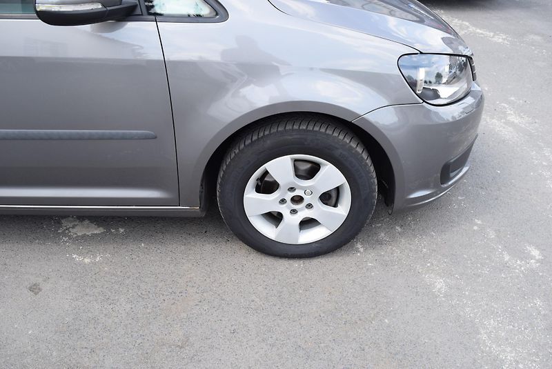 Volkswagen Touran (2010) 1.6TDI 77kw TRENDLINE BMT NAV  - fotka 6 z 48