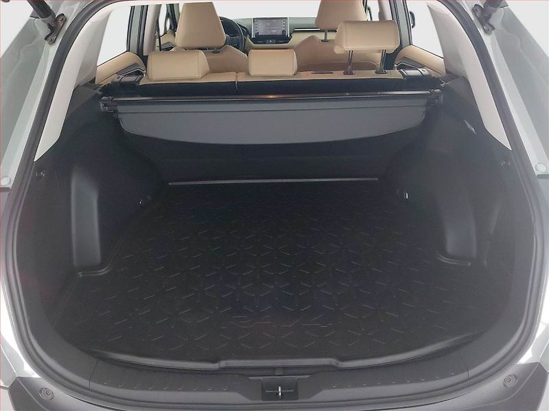 Toyota RAV4 (2022) 2.5 Hybrid - fotka 14 z 20