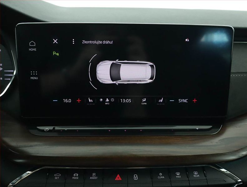 Škoda Octavia (2023) Scout 2.0 TDI - fotka 15 z 17