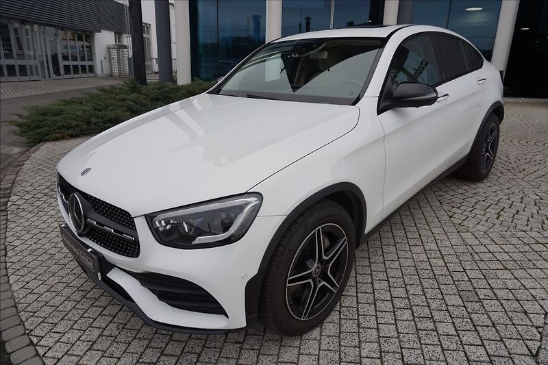 Mercedes-Benz GLC 2,0 300 4M kupé 1.maj - fotka 3 z 20