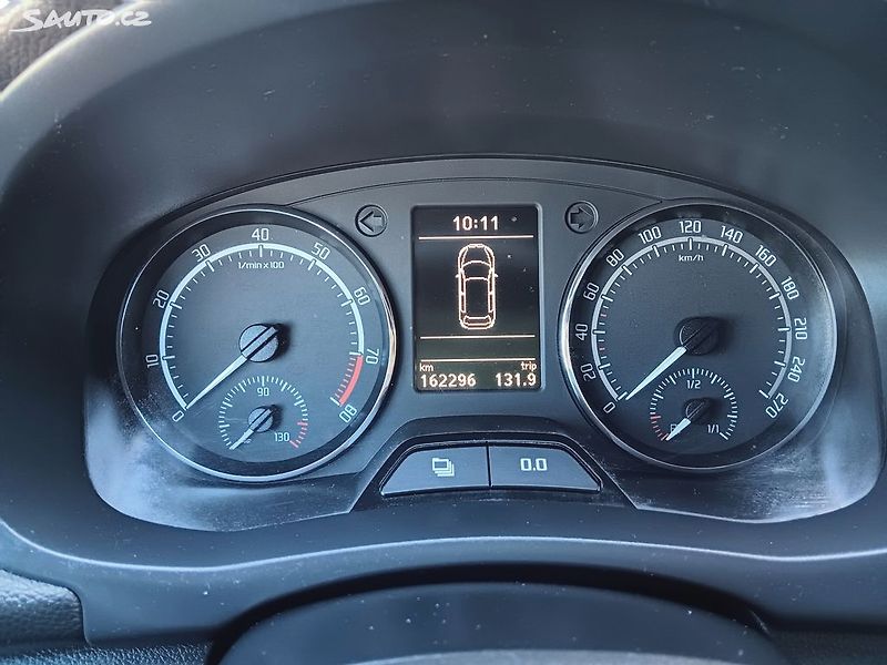 Škoda Fabia 1.4 TSI 132kW RS - fotka 13 z 28