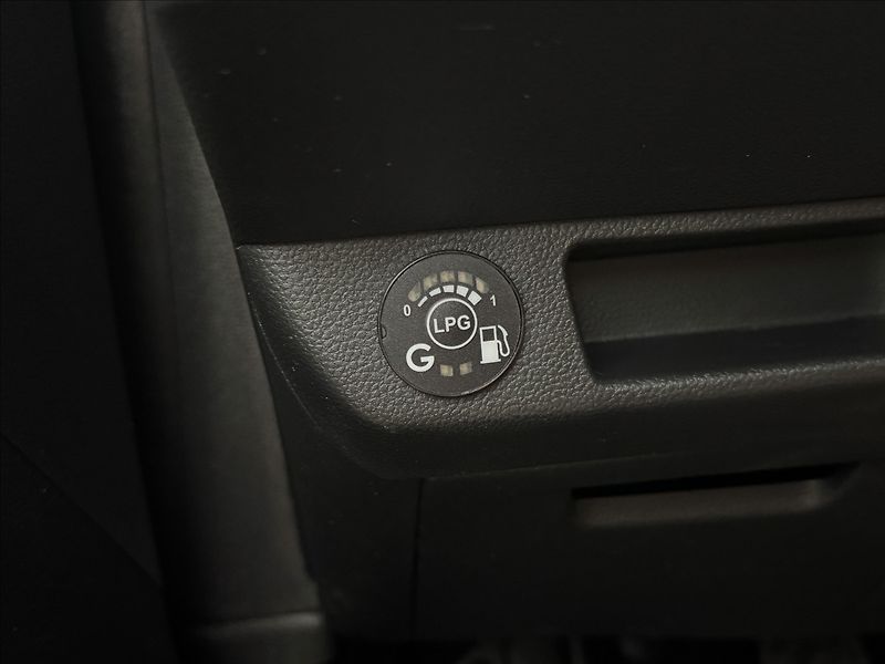 Renault Clio 1,0 TCe LPG DPH TECHNO ZÁRUKA - fotka 8 z 43
