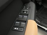 Land Rover Defender (2026) 110 P425 X-DYNAMIC HSE AWD Aut - náhled 50