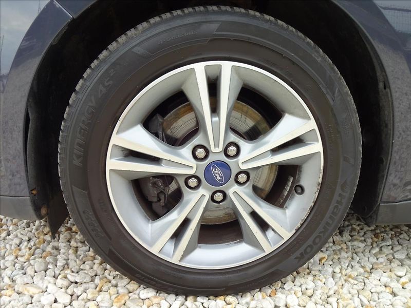 Ford C-MAX 2,0 TDCi 103kW AUTOMAT - fotka 46 z 47