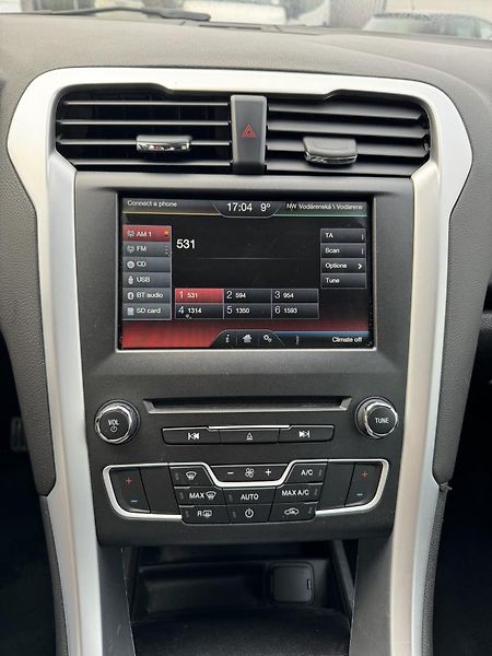 Ford Mondeo 1.5 Ti-VCT 118kW - fotka 14 z 19