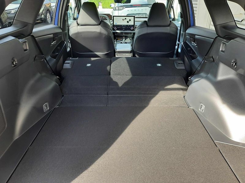 Subaru E-Outback (2026) Executive 75 kWh AWD 280 kW - fotka 44 z 70