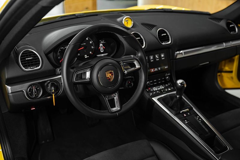 Porsche Cayman - fotka 7 z 20