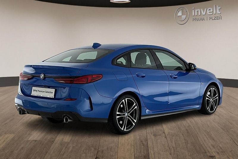 BMW Řada 2 220d xDrive - fotka 3 z 22