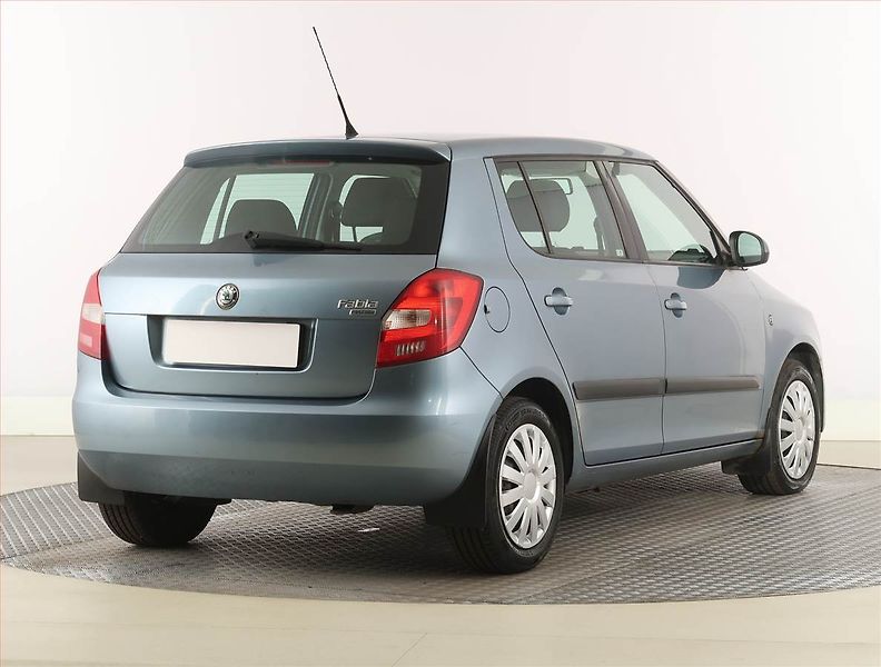 Škoda Fabia (2008) Ambiente 1.2, nová STK - fotka 5 z 15