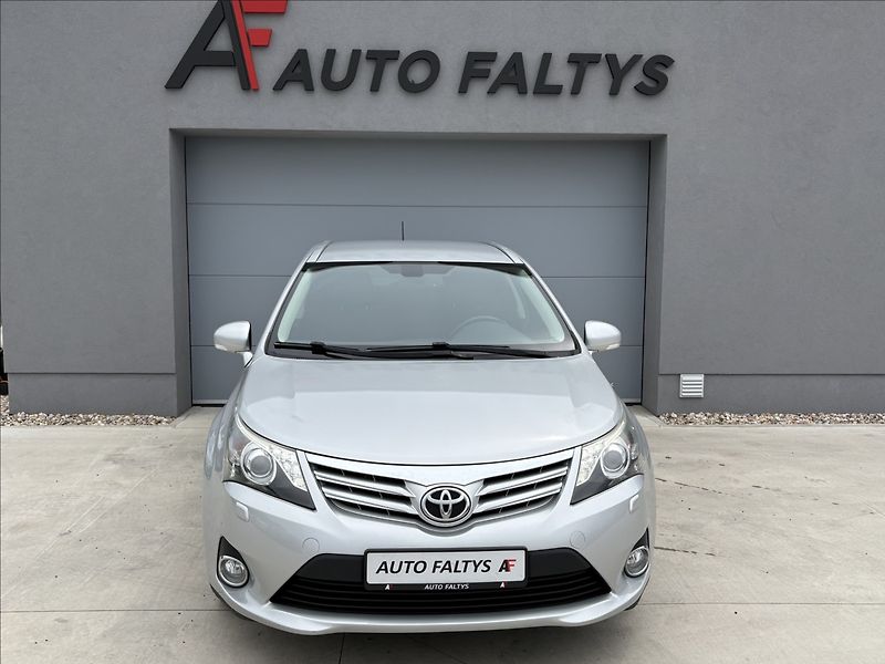 Toyota Avensis 1,8 VVT- i 108 KW AUTOMAT CZ - fotka 3 z 23