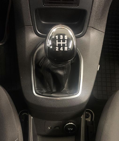 Ford Fiesta Trend 1,25i ČR KLIMA - fotka 17 z 18