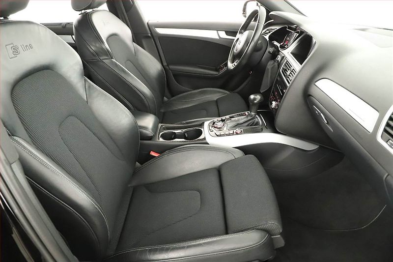 Audi A4 (2014) S-Line 2.0 TDI, 4X4, Automat - fotka 7 z 21