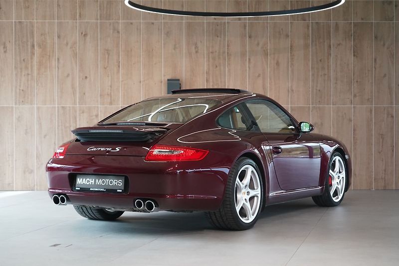 Porsche 911 Carrera S, Manuál, Bose, Navi - fotka 11 z 40