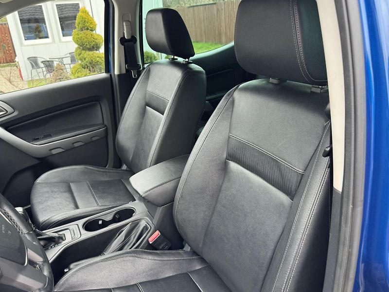 Ford Ranger Limited 157kw + tažné z. - fotka 37 z 54