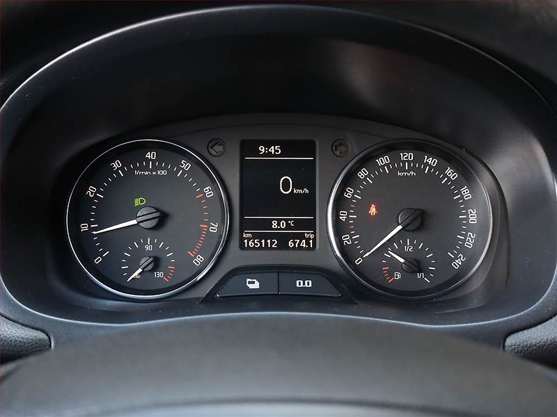 Škoda Fabia (2010) Scout 1.2 TSI, Tempomat - fotka 9 z 14