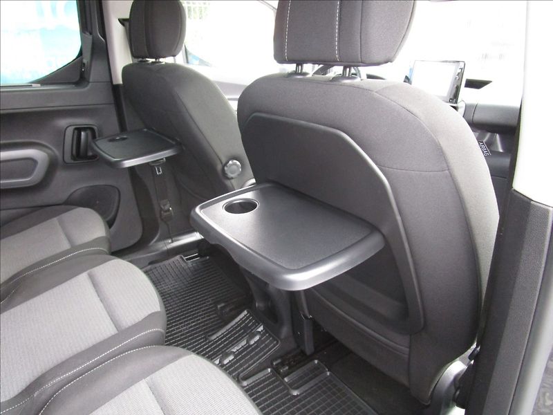 Toyota ProAce City Verso 1.5D-4D, 1. majitel - fotka 37 z 65