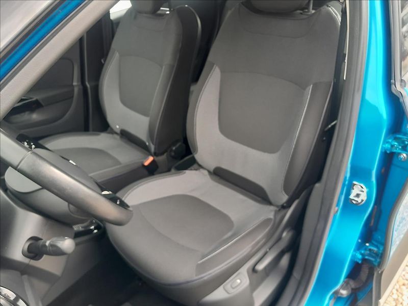 Renault Captur 1,2TCe 88kW AUTOMAT - fotka 18 z 56